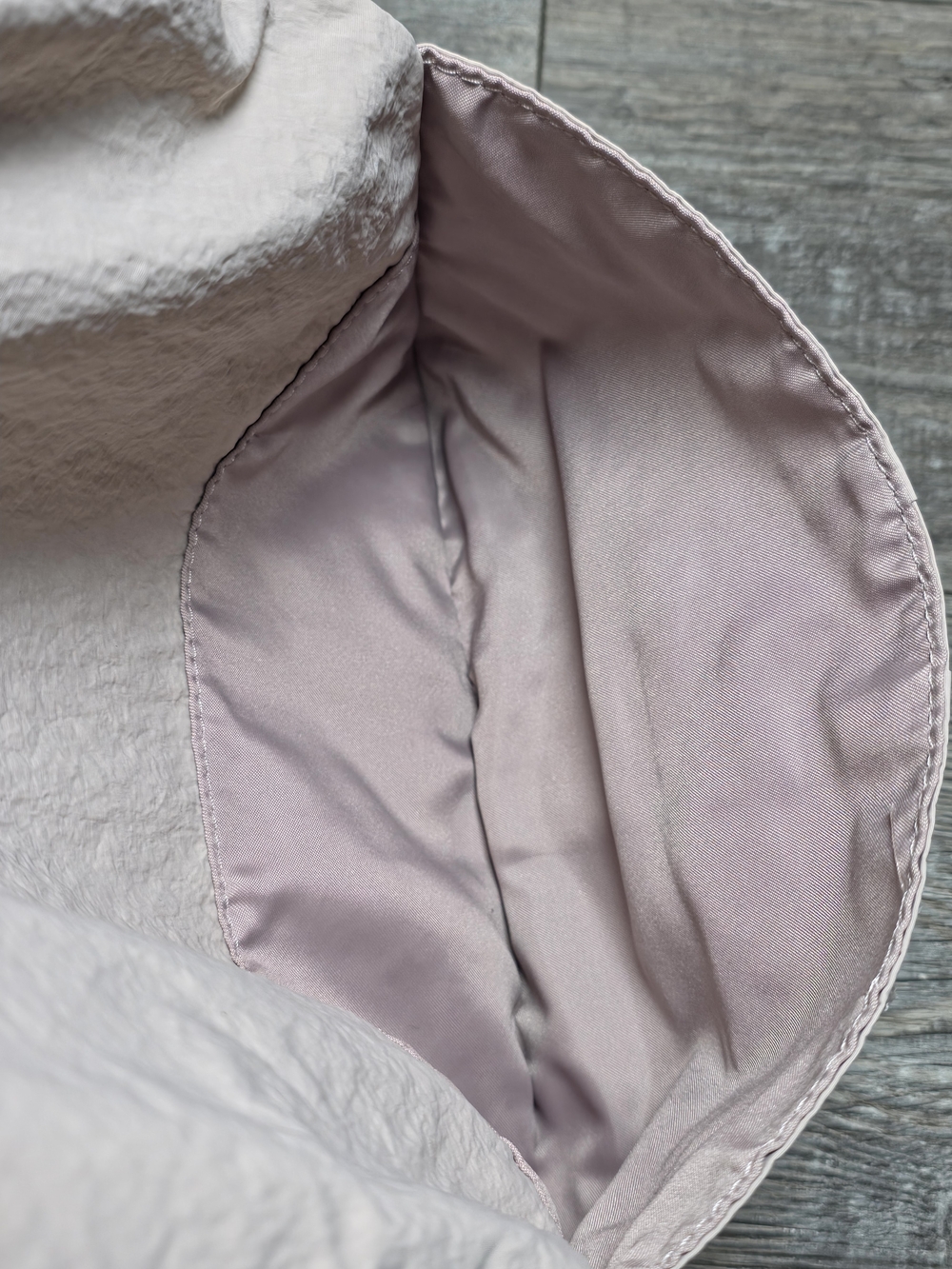 Lululemon Women's All Night Festival 5L Cross Body Bag Nude/Mauve Colorway *EUC - Picture 5 of 14